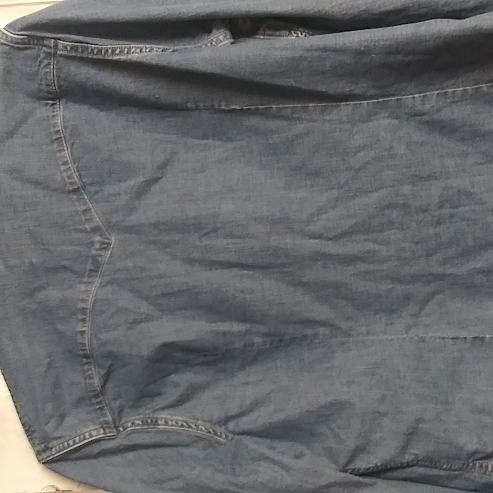 Women Jean snap button long sleeve shirt - Picture 4 of 4